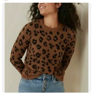 Old Navy Leopard Crew Neck Sweater
